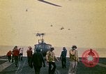Immagine di Evacuazione dei rifugiati da Saigon Sul mare del sud della Cina, 1975, secondo 3 filmato di repertorio 65675069506
