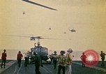 Immagine di Evacuazione dei rifugiati da Saigon Sul mare del sud della Cina, 1975, secondo 6 filmato di repertorio 65675069506