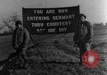 Standbild 95th Infantry Division Saarlautern Deutschland, 1944, aus Sekunde 7 historischem Filmmaterial Videoclip 65675069527