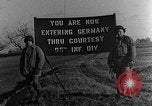 Standbild 95th Infantry Division Saarlautern Deutschland, 1944, aus Sekunde 10 historischem Filmmaterial Videoclip 65675069527