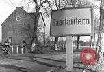 Standbild 95th Infantry Division Saarlautern Deutschland, 1944, aus Sekunde 35 historischem Filmmaterial Videoclip 65675069527