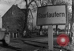 Standbild 95th Infantry Division Saarlautern Deutschland, 1944, aus Sekunde 37 historischem Filmmaterial Videoclip 65675069527