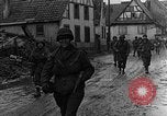 Standbild Deutschland Infanterie Bitschhofen Deutschland, 1944, aus Sekunde 55 historischem Filmmaterial Videoclip 65675069530