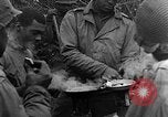 Image Camp de soldats afro-américains WW2 Allemagne, 1944, de la seconde 17 séquences d'archives historiques vidéo 65675069531