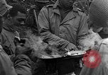 Image Camp de soldats afro-américains WW2 Allemagne, 1944, de la seconde 18 séquences d'archives historiques vidéo 65675069531