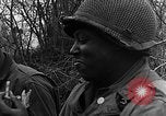 Image Camp de soldats afro-américains WW2 Allemagne, 1944, de la seconde 22 séquences d'archives historiques vidéo 65675069531