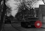 Standbild M4 Sherman Panzer Haguenau Frankreich, 1944, aus Sekunde 19 historischem Filmmaterial Videoclip 65675069535