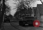 Standbild M4 Sherman Panzer Haguenau Frankreich, 1944, aus Sekunde 22 historischem Filmmaterial Videoclip 65675069535