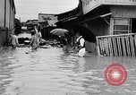 Standbild Schäden durch Überschwemmungen Japan, 1957, aus Sekunde 31 historischem Filmmaterial Videoclip 65675069537