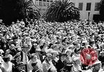 Image outdoor fashion show San Francisco California USA, 1957, de la seconde 34 séquences d'archives historiques vidéo 65675069540