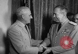 Standbild Nathan Twining Washington DC USA, 1957, aus Sekunde 57 historischem Filmmaterial Videoclip 65675069544