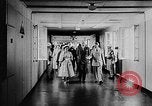 Standbild Queen Frederica Frankreich, 1957, aus Sekunde 22 historischem Filmmaterial Videoclip 65675069545