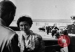 Standbild Queen Frederica Frankreich, 1957, aus Sekunde 31 historischem Filmmaterial Videoclip 65675069545