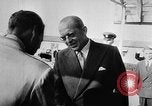 Standbild Queen Frederica Frankreich, 1957, aus Sekunde 34 historischem Filmmaterial Videoclip 65675069545