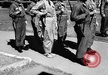 Standbild Soldat mit sehr großen Füßen San Francisco California USA, 1957, aus Sekunde 6 historischem Filmmaterial Videoclip 65675069548