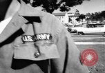 Standbild Soldat mit sehr großen Füßen San Francisco California USA, 1957, aus Sekunde 21 historischem Filmmaterial Videoclip 65675069548