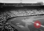Immagine di New York Yankees vs Boston Red Sox Boston Massachusetts USA, 1957, secondo 6 filmato di repertorio 65675069551