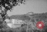 Immagine di Bernard giudice con la sua moderna geodetica casa dome California United States USA, 1962, secondo 4 filmato di repertorio 65675069563