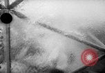 Immagine di Bernard giudice con la sua moderna geodetica casa dome California United States USA, 1962, secondo 24 filmato di repertorio 65675069563