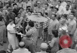 Immagine di Madame Chiang Kai-shek Chungking Cina, 1945, secondo 13 filmato di repertorio 65675069569