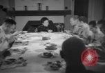 Standbild Madame Chiang Kai-shek Chungking China, 1945, aus Sekunde 30 historischem Filmmaterial Videoclip 65675069570