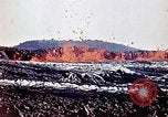 Standbild Mauna Loa Eruption Hawaii USA, 1942, aus Sekunde 54 historischem Filmmaterial Videoclip 65675069592
