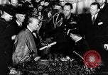 Immagine di Winston Churchill visite Westminster College Fulton Missouri USA, 1946, secondo 34 filmato di repertorio 65675069604