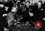 Immagine di Winston Churchill visite Westminster College Fulton Missouri USA, 1946, secondo 39 filmato di repertorio 65675069604