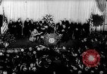 Immagine di Winston Churchill visite Westminster College Fulton Missouri USA, 1946, secondo 54 filmato di repertorio 65675069604