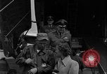 Immagine di Operazione Little Switch rilascio prigioniero Tokyo Giappone, 1953, secondo 26 filmato di repertorio 65675069612