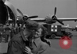 Immagine di Operazione Little Switch rilascio prigioniero Tokyo Giappone, 1953, secondo 34 filmato di repertorio 65675069612