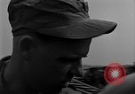 Immagine di Operazione Little Switch rilascio prigioniero Tokyo Giappone, 1953, secondo 38 filmato di repertorio 65675069612