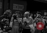Immagine di Operazione Little Switch rilascio prigioniero Tokyo Giappone, 1953, secondo 58 filmato di repertorio 65675069612