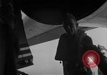Standbild Operation Little Switch Rückführung Haneda Japan, 1953, aus Sekunde 42 historischem Filmmaterial Videoclip 65675069613