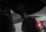 Standbild Operation Little Switch Rückführung Haneda Japan, 1953, aus Sekunde 51 historischem Filmmaterial Videoclip 65675069613