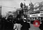Immagine di Persone devono affrontare crisi L'Irlanda, 1944, secondo 30 filmato di repertorio 65675069622