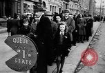 Immagine di Persone devono affrontare crisi L'Irlanda, 1944, secondo 38 filmato di repertorio 65675069622