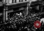Immagine di Persone devono affrontare crisi L'Irlanda, 1944, secondo 42 filmato di repertorio 65675069622