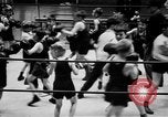 Image championnat de boxe Annapolis Maryland USA, 1944, de la seconde 8 séquences d'archives historiques vidéo 65675069628