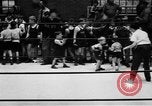 Image championnat de boxe Annapolis Maryland USA, 1944, de la seconde 21 séquences d'archives historiques vidéo 65675069628