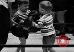 Image championnat de boxe Annapolis Maryland USA, 1944, de la seconde 26 séquences d'archives historiques vidéo 65675069628