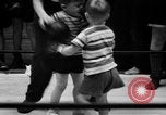 Image championnat de boxe Annapolis Maryland USA, 1944, de la seconde 27 séquences d'archives historiques vidéo 65675069628
