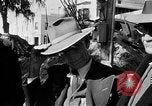 Image Hommes creusant pour pirate gold Florida United States USA, 1948, de la seconde 15 séquences d'archives historiques vidéo 65675069639
