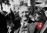 Image Hommes creusant pour pirate gold Florida United States USA, 1948, de la seconde 17 séquences d'archives historiques vidéo 65675069639