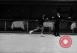 Immagine di Olympic Pattinaggio di Figura Team New York City USA, 1947, secondo 11 filmato di repertorio 65675069644