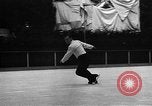 Immagine di Olympic Pattinaggio di Figura Team New York City USA, 1947, secondo 39 filmato di repertorio 65675069644