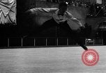 Immagine di Olympic Pattinaggio di Figura Team New York City USA, 1947, secondo 42 filmato di repertorio 65675069644