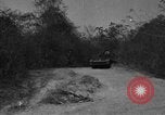 Standbild Karen Truppen Chaungtha Birma, 1945, aus Sekunde 7 historischem Filmmaterial Videoclip 65675069662
