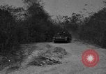 Standbild Karen Truppen Chaungtha Birma, 1945, aus Sekunde 10 historischem Filmmaterial Videoclip 65675069662