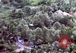 Standbild USA Air Strike Vietnam, 1968, aus Sekunde 5 historischem Filmmaterial Videoclip 65675069678